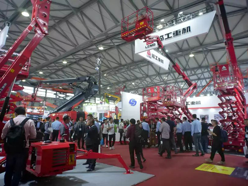 米兰·(milan)中国官网-球迷群英汇聚重机参展APEX ASIA 2019